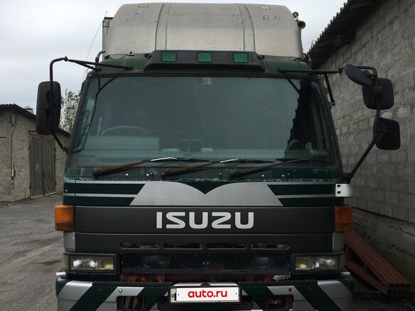 1993 Isuzu Giga (C-series), зелёный, 1500000 рублей