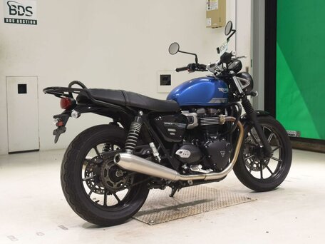 2021 Triumph Street Twin, синий, 777000 рублей, вид 5