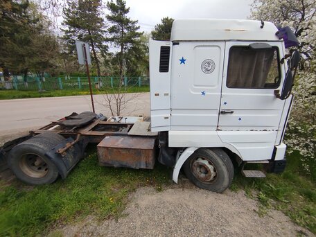 1995 Scania 3-Series, белый, 500000 рублей, вид 2
