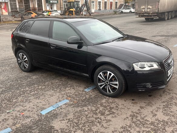 2009 Audi A3 II (8P) Рестайлинг 2, чёрный, 800000 рублей - вид 8