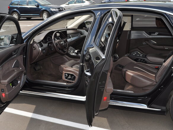 2012 Audi A8 Long III (D4), чёрный - вид 4