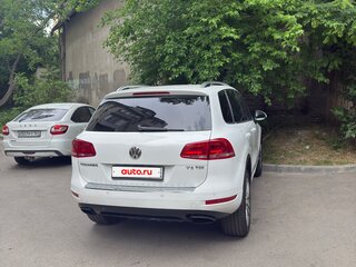 2012 Volkswagen Touareg II, белый, 2350000 рублей, вид 4