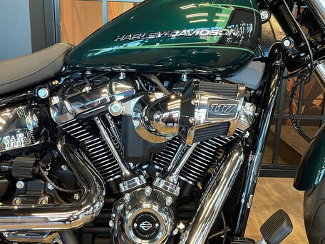 2024 Harley-Davidson Breakout, зелёный, 3500000 рублей, вид 5