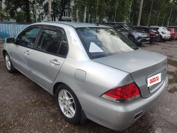 2004 Mitsubishi Lancer IX, серебристый, 400000 рублей - вид 2