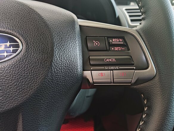 2015 Subaru Forester IV, белый - вид 25