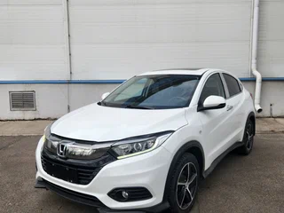 2022 Honda Vezel I Рестайлинг, белый, 1450000 рублей, вид 1