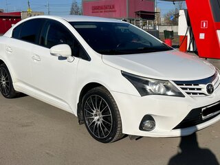 2012 Toyota Avensis III Рестайлинг, белый, 1140000 рублей, вид 3