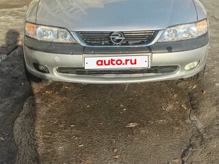 2000 Opel Vectra B Рестайлинг, серебристый, 300000 рублей, вид 1