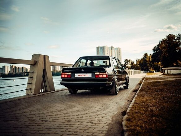 1982 Volkswagen Jetta I, чёрный, 900000 рублей - вид 4