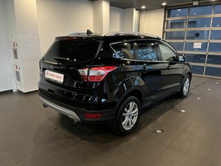 2016 Ford Kuga II Рестайлинг, чёрный, 1435000 рублей, вид 3