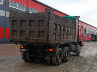 2022 Sinotruk Howo ZZ3327, красный, 3460375 рублей, вид 5