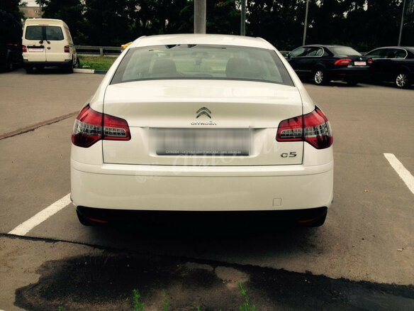 2013 Citroen C5 II, белый - вид 4