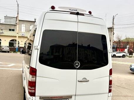2017 Mercedes-Benz Sprinter, белый, 8500000 рублей, вид 3