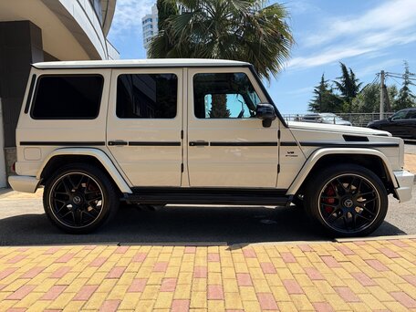 2013 Mercedes-Benz G-Класс AMG 63 AMG I (W463) Рестайлинг 2, белый, 4445000 рублей, вид 3