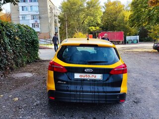 2016 Ford Focus III Рестайлинг, жёлтый, 430000 рублей, вид 3