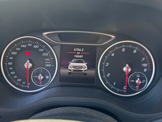 2018 Mercedes-Benz B-Класс 180 II (W246) Рестайлинг, чёрный, 1800000 рублей, вид 5
