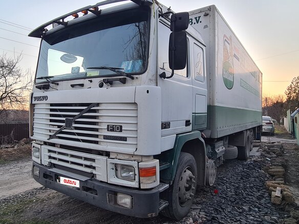 1990 Volvo F-Series, белый, 1150000 рублей - вид 9