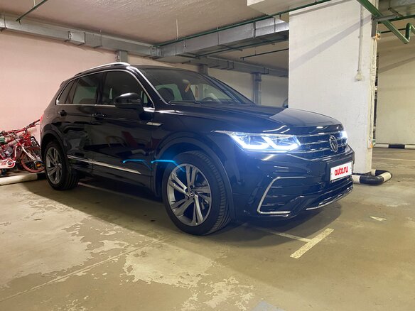 2021 Volkswagen Tiguan II Рестайлинг, чёрный, 4350000 рублей