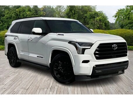 Toyota Sequoia III