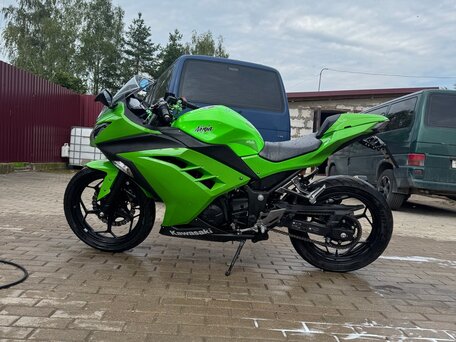2014 Kawasaki Ninja 300, зелёный, 400000 рублей, вид 3