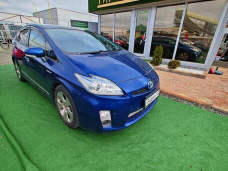 Toyota Prius III (XW30)