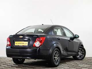 2014 Chevrolet Aveo II, чёрный, 469000 рублей, вид 4