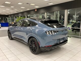 2026 Ford Mustang Mach-E 98 kWh I, голубой, 13508528 рублей, вид 4