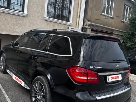 2016 Mercedes-Benz GLS 400 I (X166), чёрный, 3400000 рублей, вид 2