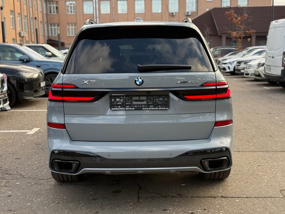 2023 BMW X7 40d I (G07) Рестайлинг, чёрный - вид 12