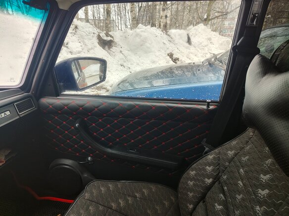 2009 Lada (ВАЗ) 2107, пурпурный, 300000 рублей - вид 6