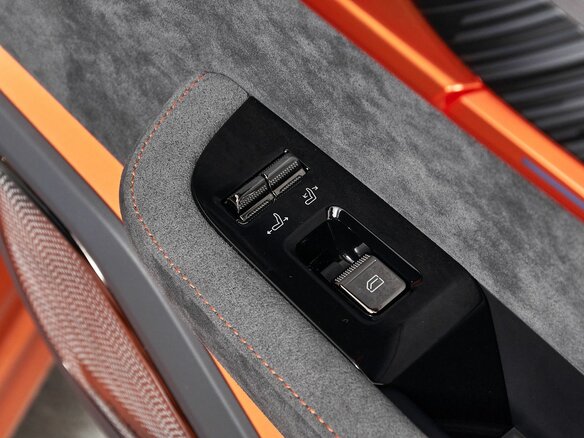 2023 Zeekr 001 100 kWh I, оранжевый, 6299000 рублей - вид 18