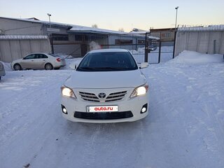 2010 Toyota Corolla X (E140, E150), белый, 1200000 рублей, вид 2