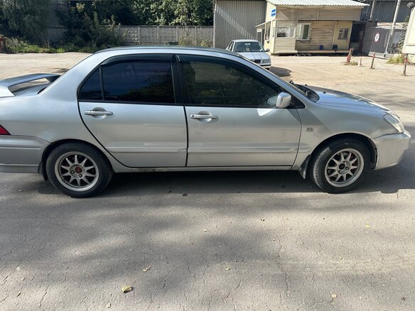2007 Mitsubishi Lancer IX Рестайлинг, серебристый - вид 2