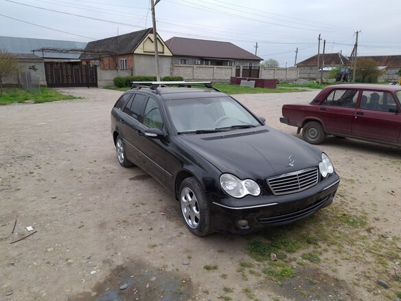 2004 Mercedes-Benz C-Класс 200 II (W203) Рестайлинг, чёрный, 600000 рублей - вид 7