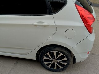 2014 Hyundai Solaris I, белый, 800000 рублей, вид 4