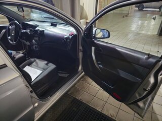 2008 Chevrolet Aveo I Рестайлинг, серебристый, 280000 рублей, вид 3