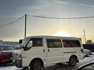 2003 Mazda Bongo Friendee I Рестайлинг, белый, 250000 рублей, вид 3