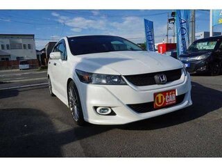 2013 Honda Stream II Рестайлинг, белый, 1050000 рублей, вид 1