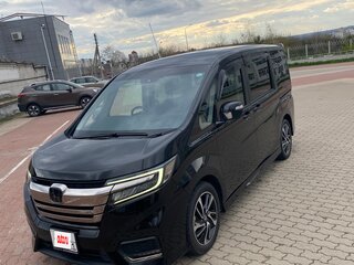 2020 Honda Stepwgn Spada V Рестайлинг, чёрный, 2740000 рублей, вид 2