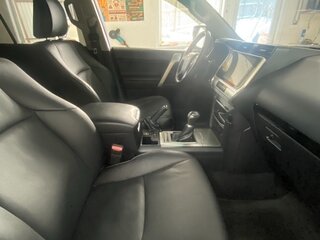 2020 Toyota Land Cruiser Prado 150 Series Рестайлинг 2, белый, 6000000 рублей, вид 4