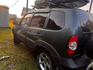 2012 Chevrolet Niva I Рестайлинг, серый, 520000 рублей, вид 4
