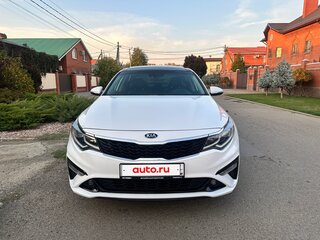 2018 Kia Optima IV Рестайлинг, белый, 1600000 рублей, вид 2