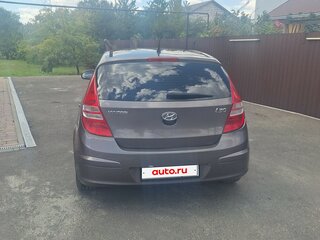 2011 Hyundai i30 I Рестайлинг, коричневый, 650000 рублей, вид 3