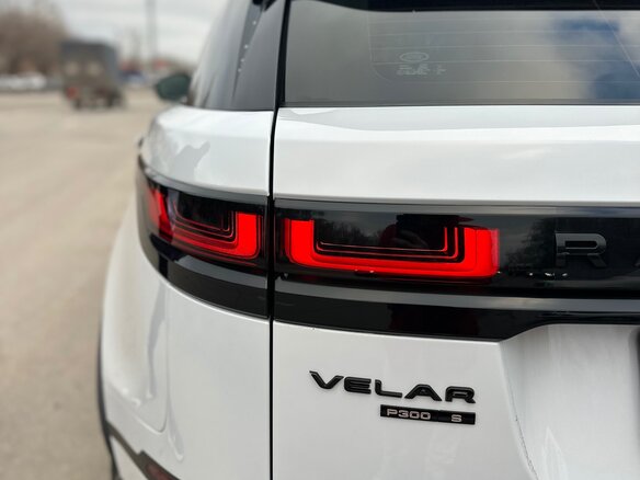 2017 Land Rover Range Rover Velar I, белый, 4300000 рублей - вид 16