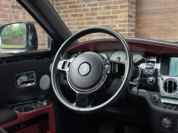 2016 Rolls-Royce Ghost I Рестайлинг (Series II), чёрный, 13200000 рублей - вид 19