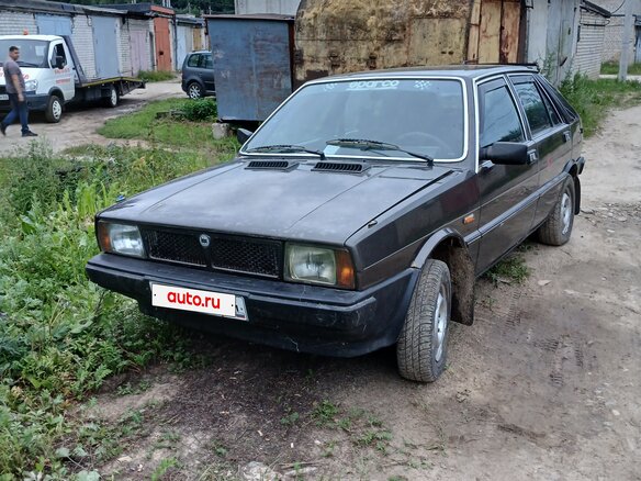 1985 Lancia Delta I (831), коричневый, 450000 рублей