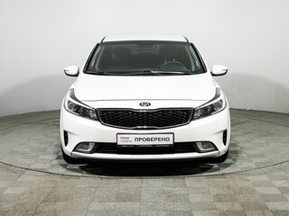 2018 Kia Cerato III Рестайлинг (Classic), белый, 1619700 рублей, вид 2