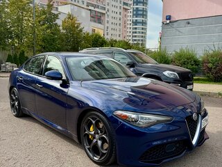 2017 Alfa Romeo Giulia II (952), синий, 2100000 рублей, вид 1