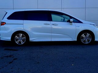 2018 Honda Odyssey V Рестайлинг, белый, 2910000 рублей, вид 5