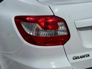 2020 Lada (ВАЗ) Granta I Рестайлинг, белый, 500000 рублей, вид 4